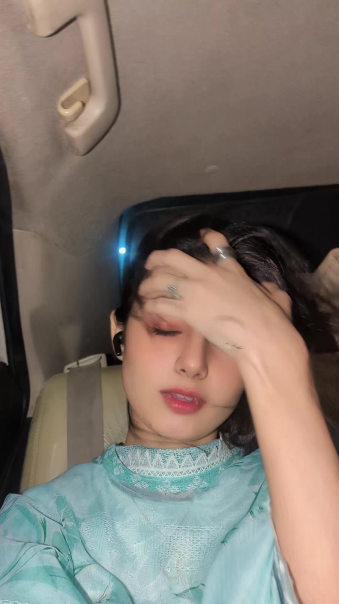 @Mehak_๐