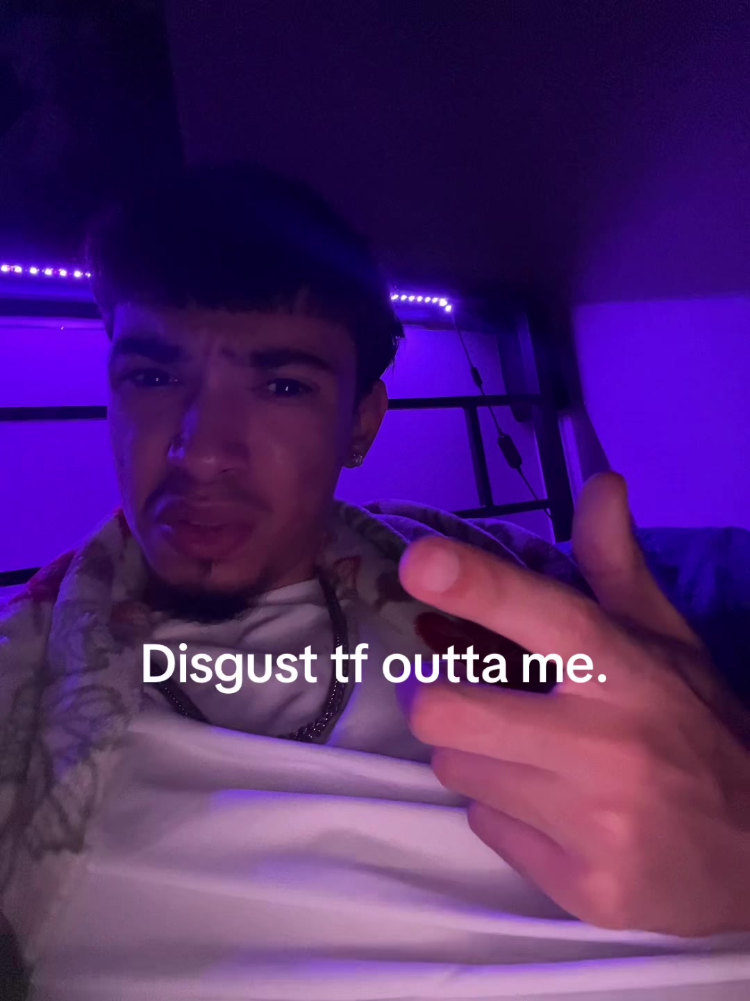 @￼