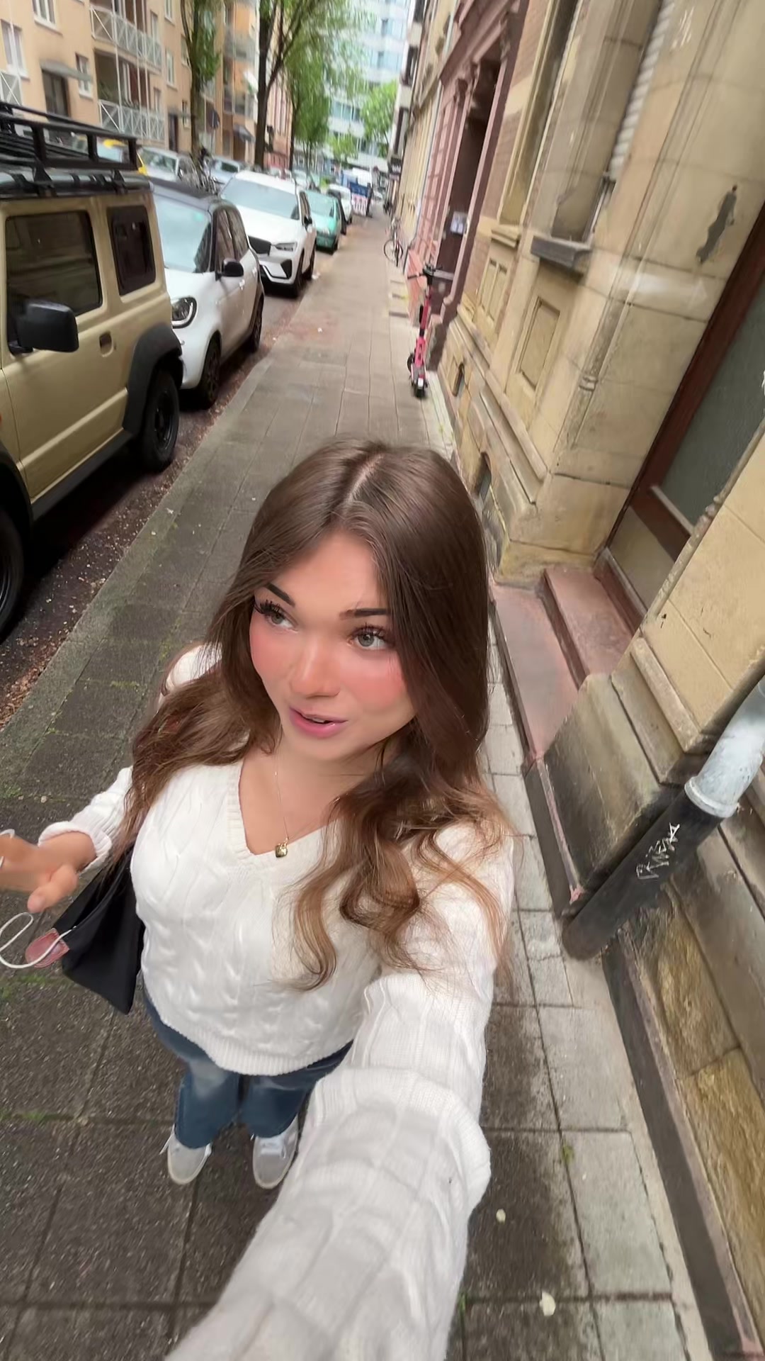 @etienne