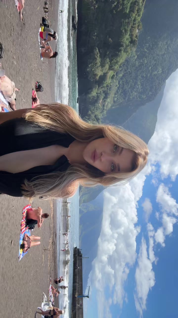 @adelinafien