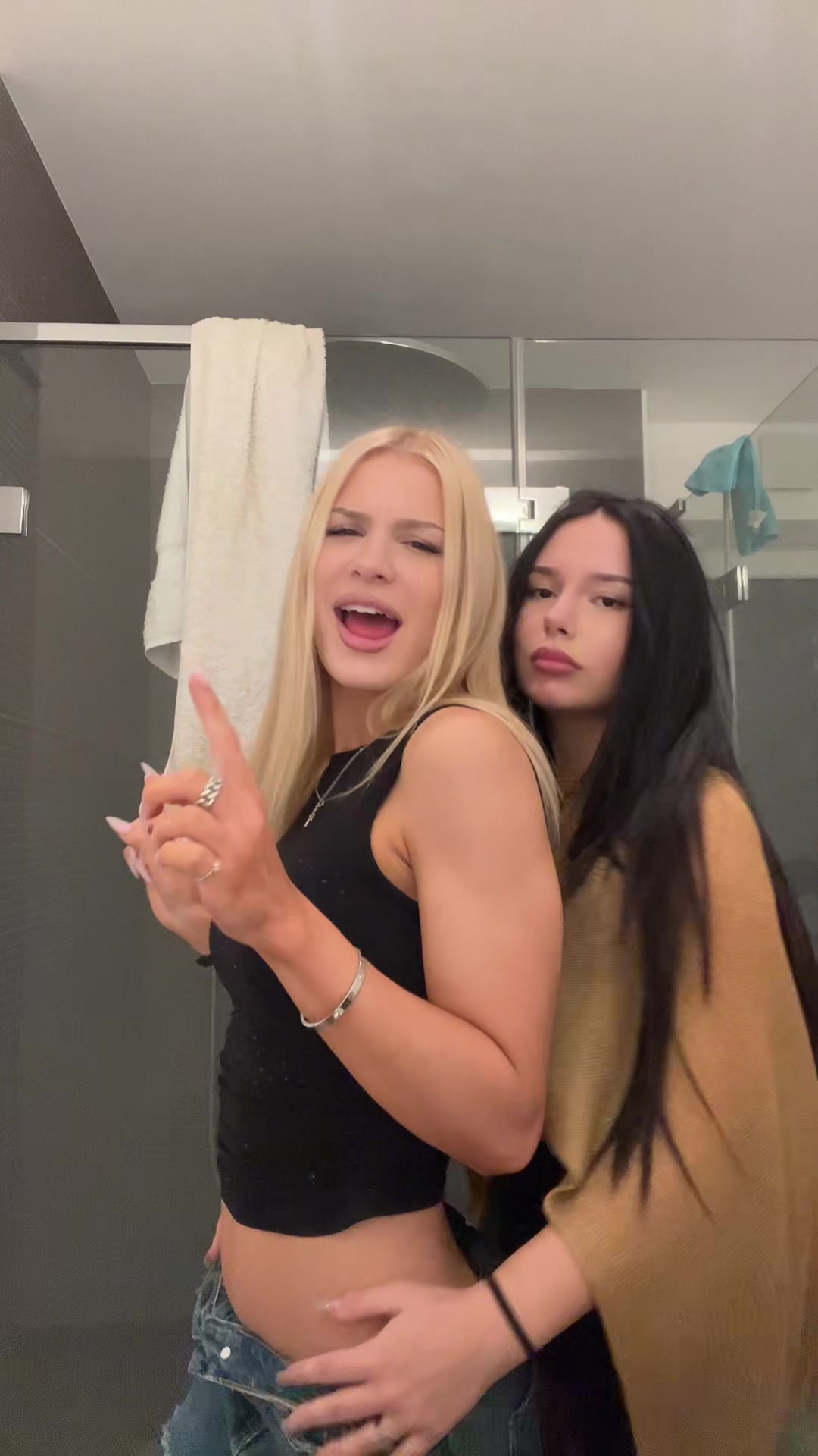 @hehatesuls