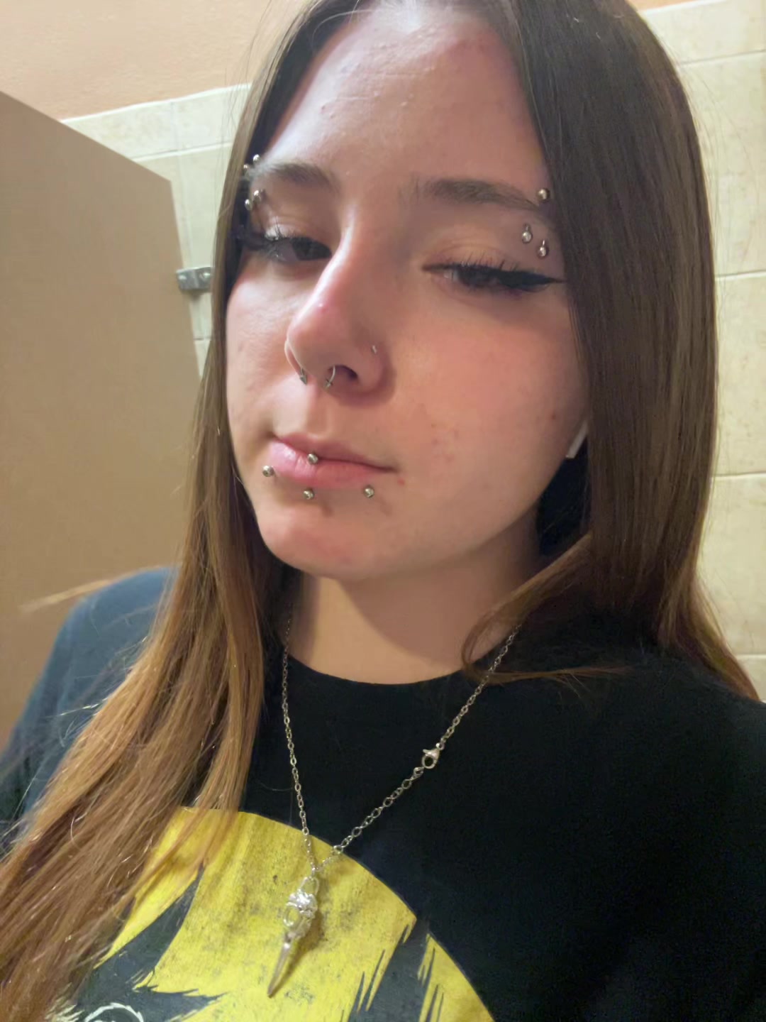 @frostypurplenug420