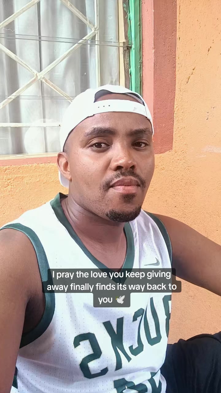 @Mbizzle_mkenya🇰🇪
