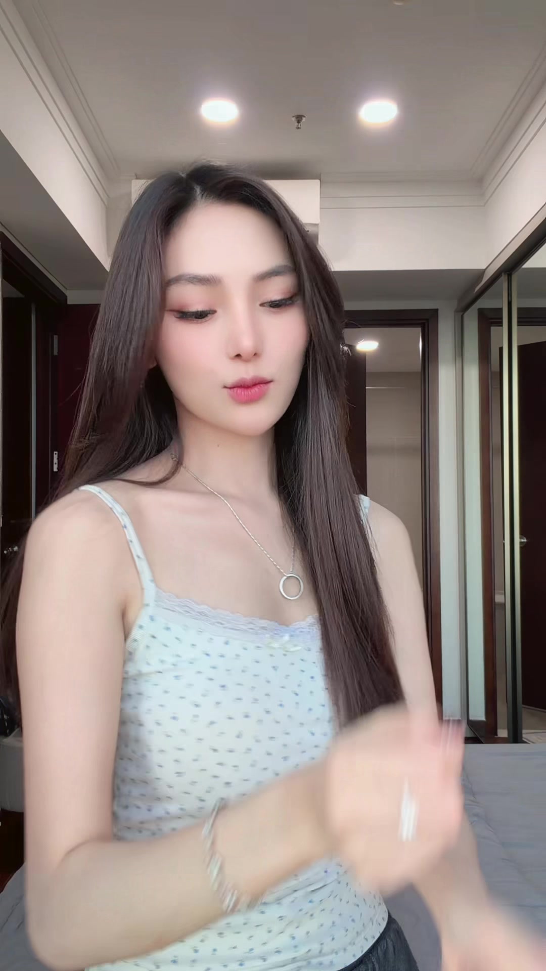 @Aprilly99