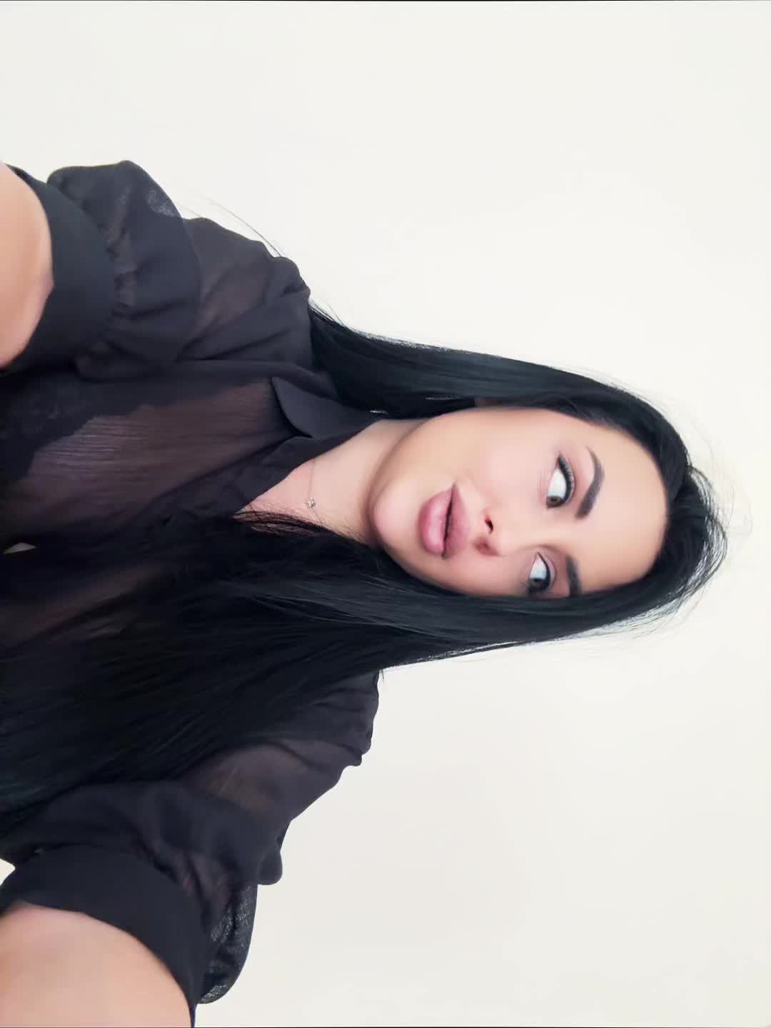 @𝐌.🖤