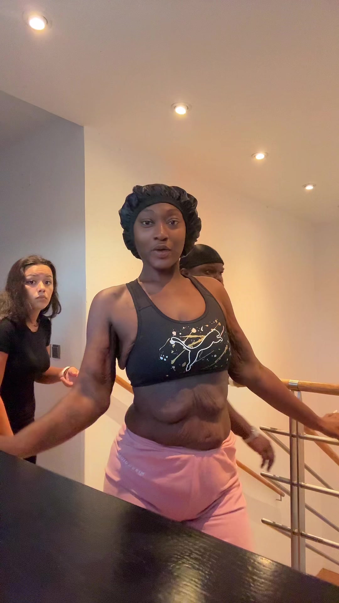 @Enoaboraa