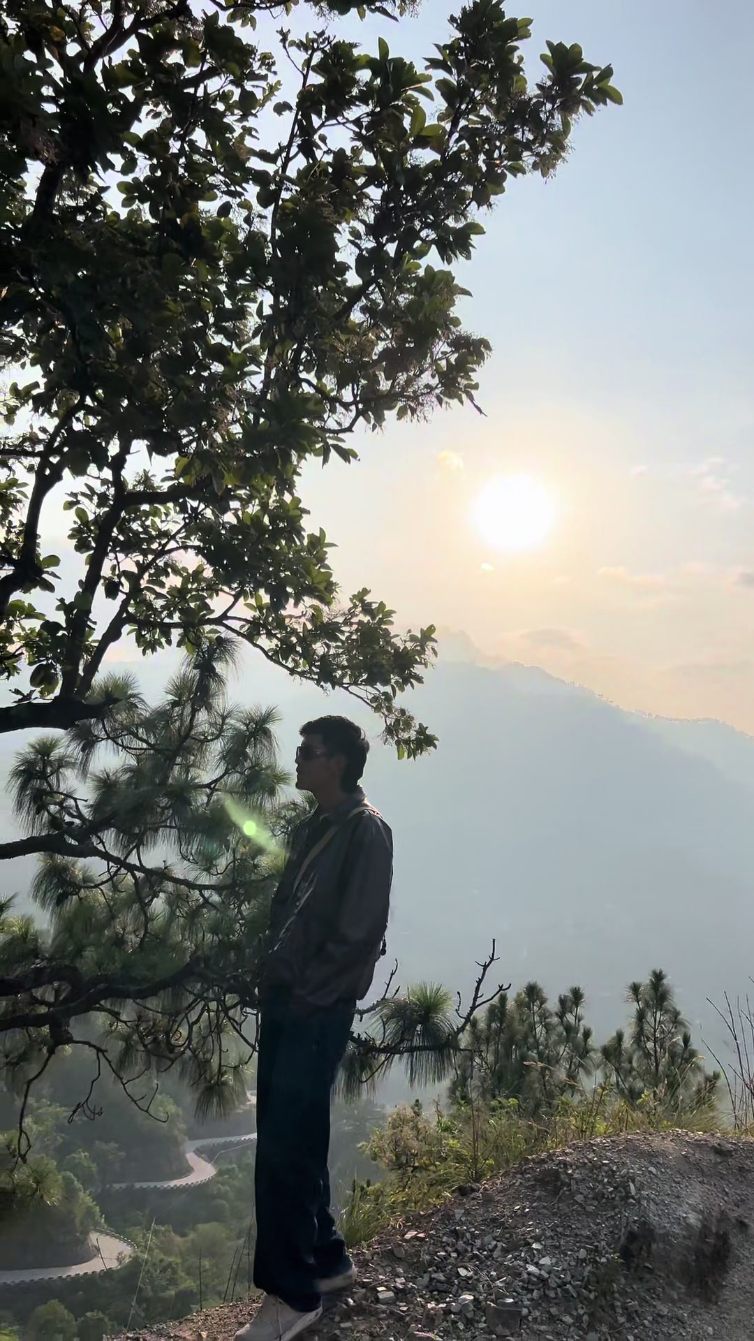 @Suraj Ghising❤️
