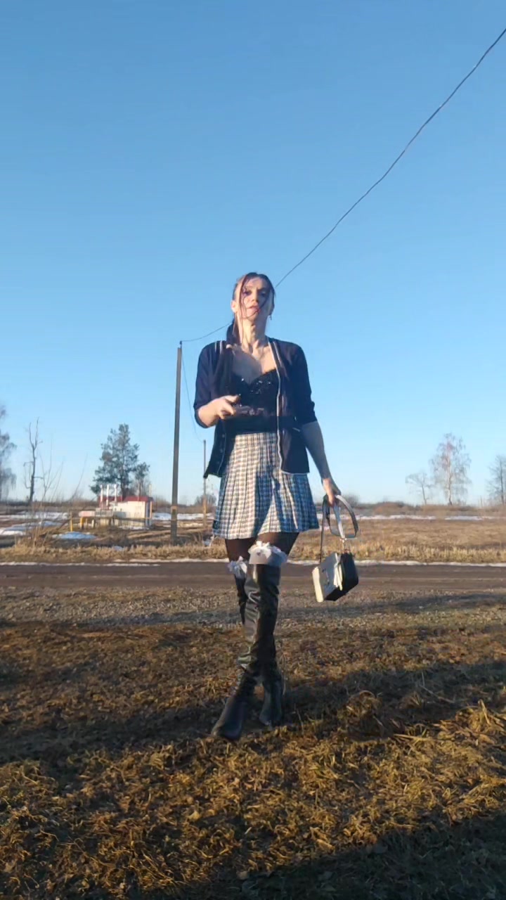 @Katrina