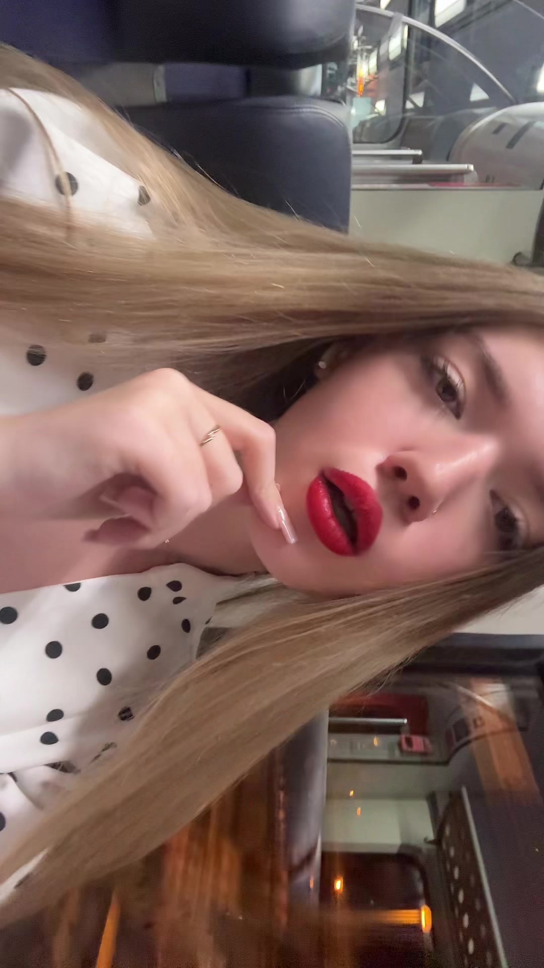 @𝒦
