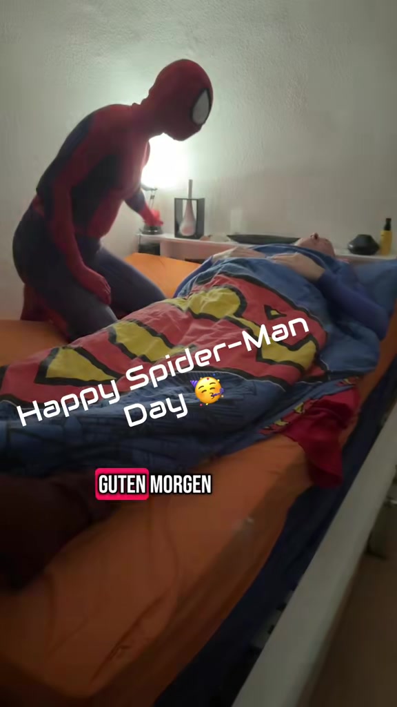 @Superfavo