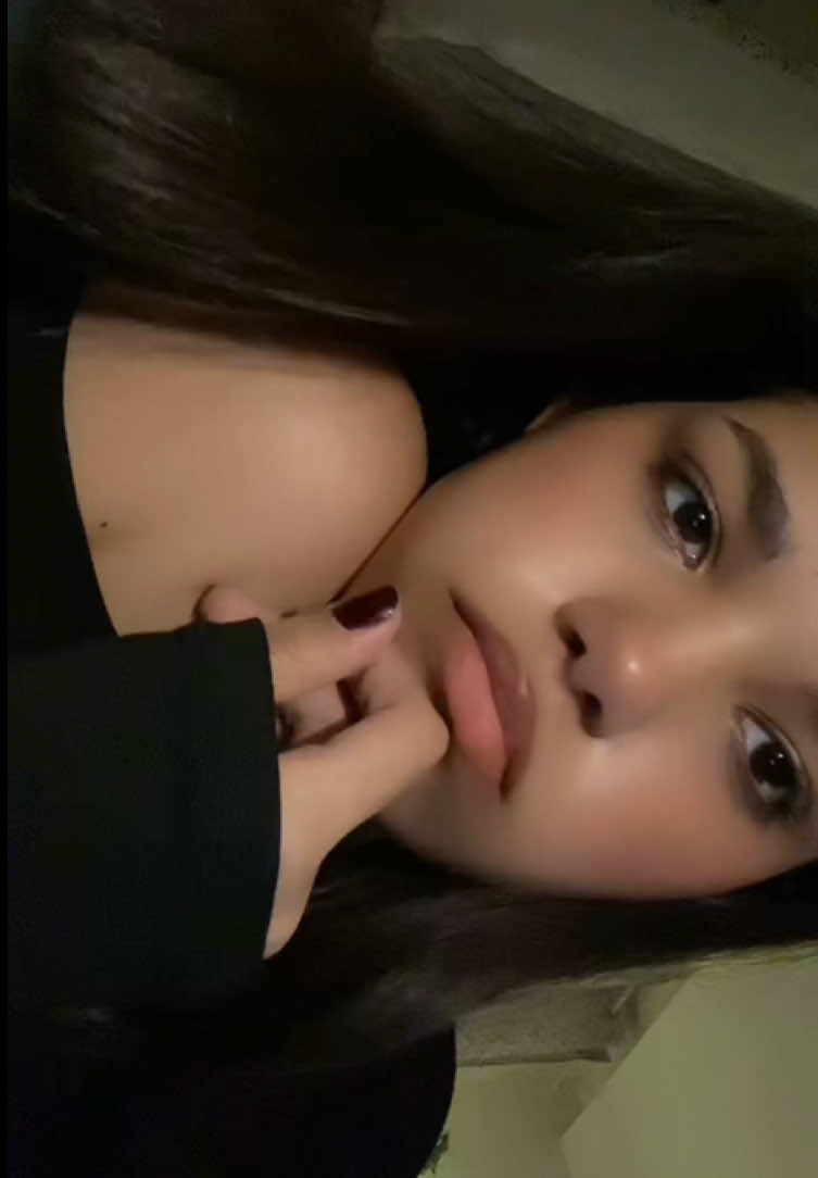 @isabella