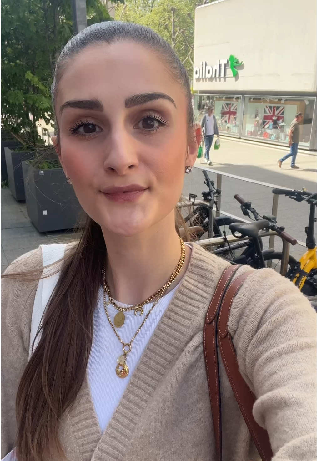 @Nasti 🧸🤎