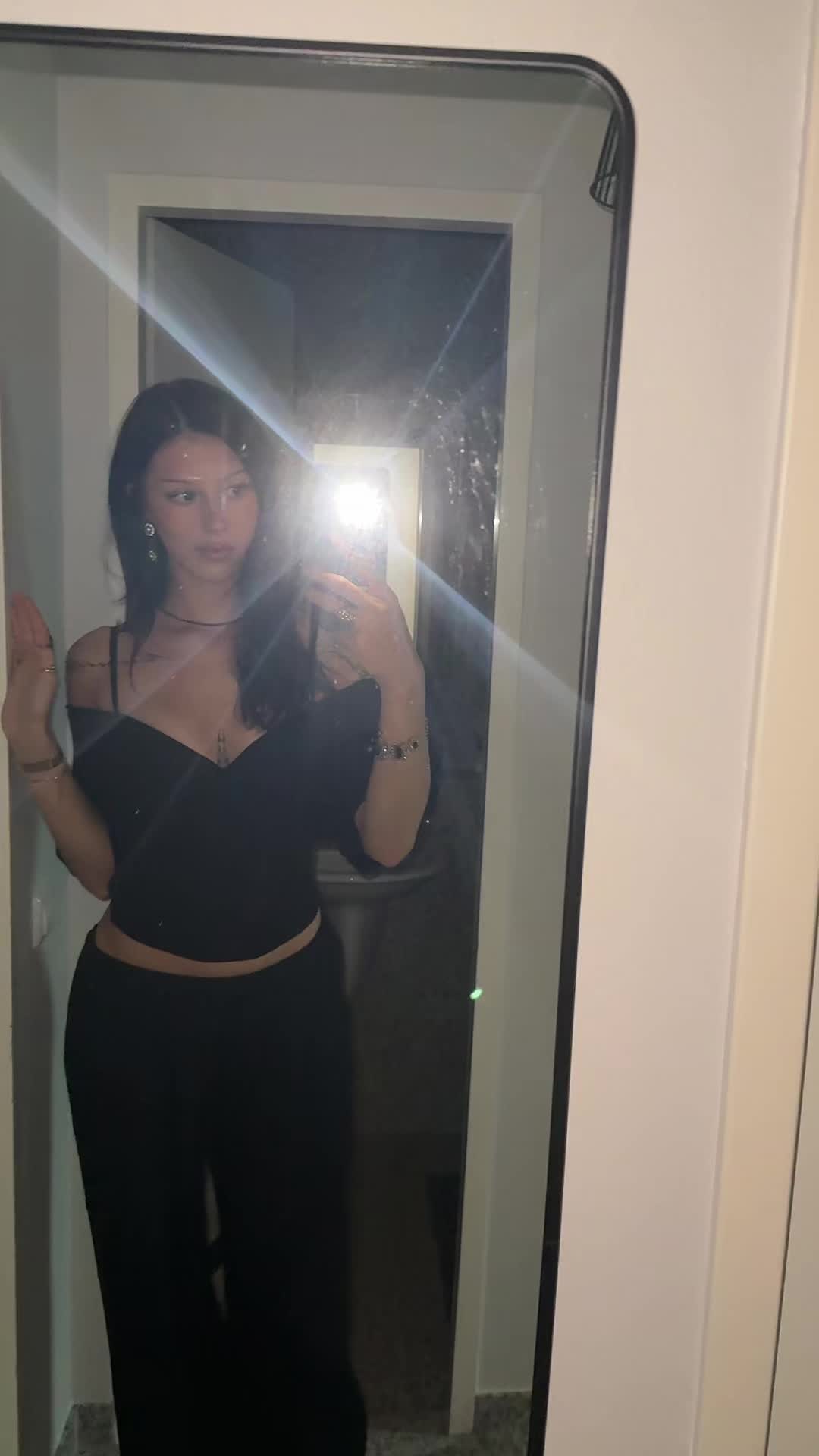 @ann-jùlie