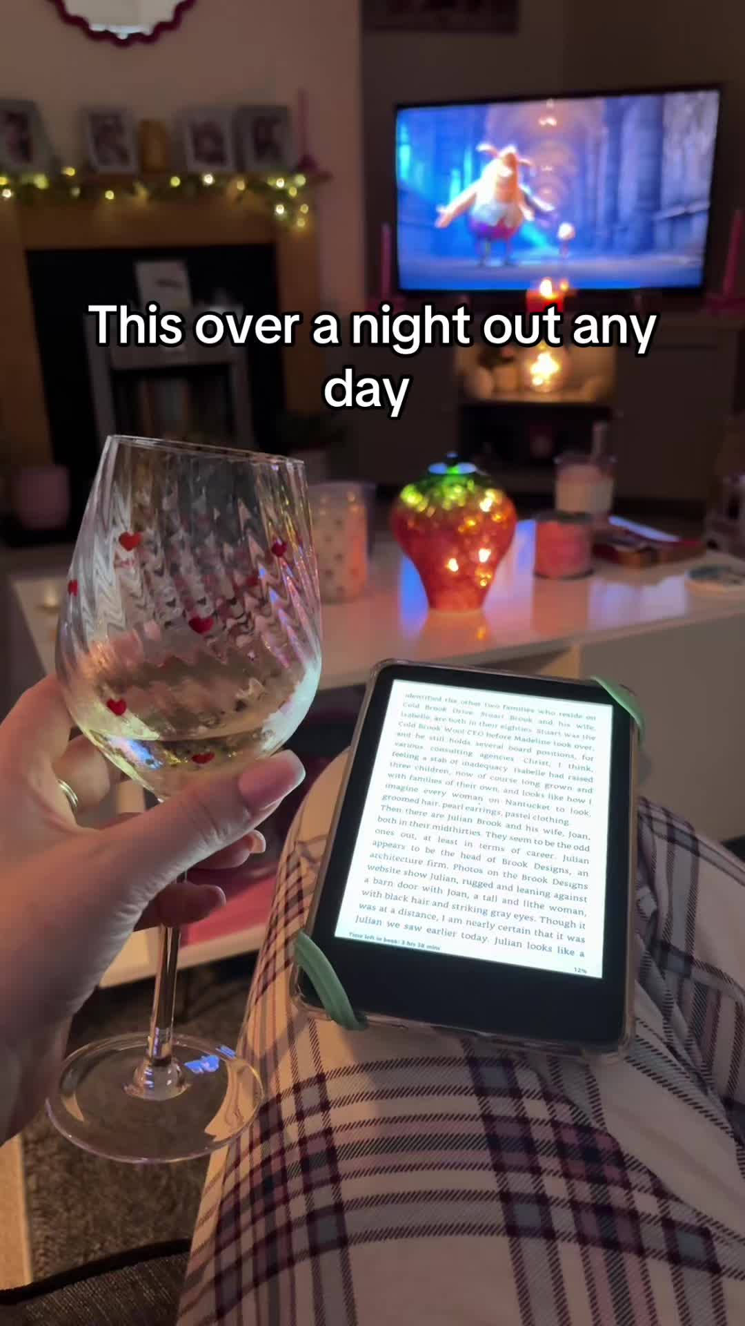 @Ellie 📚🍷
