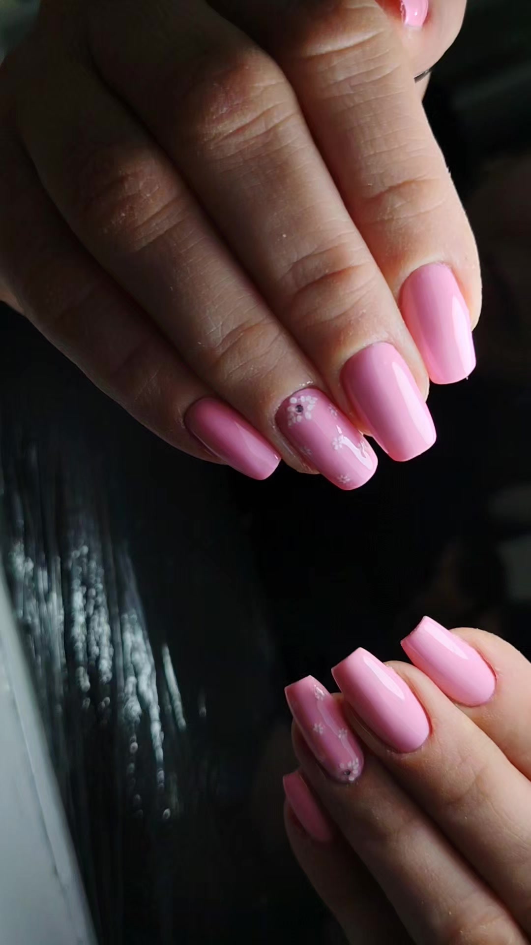 @sheki_nails_fira