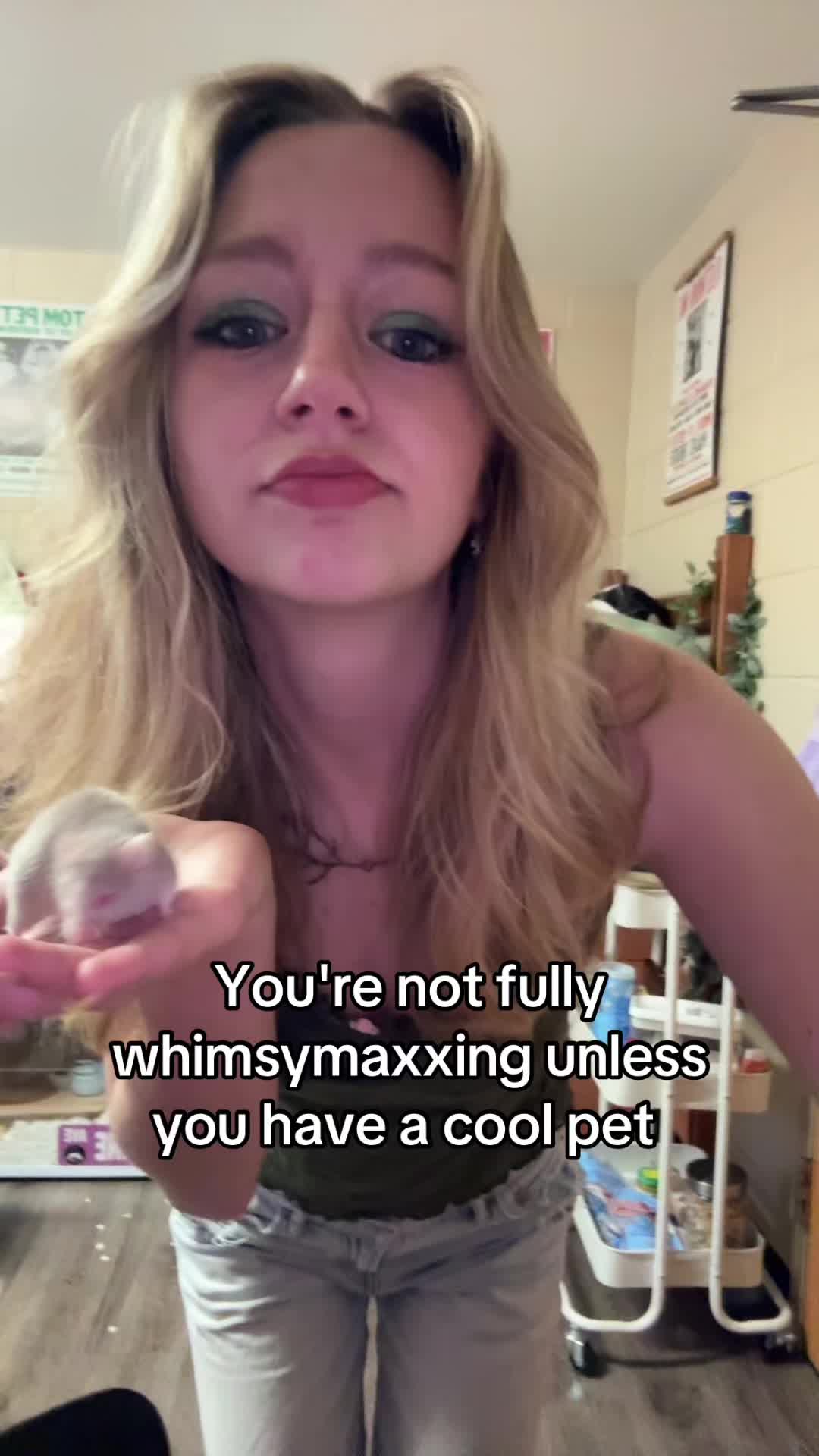 @thatweirdanimalgirl