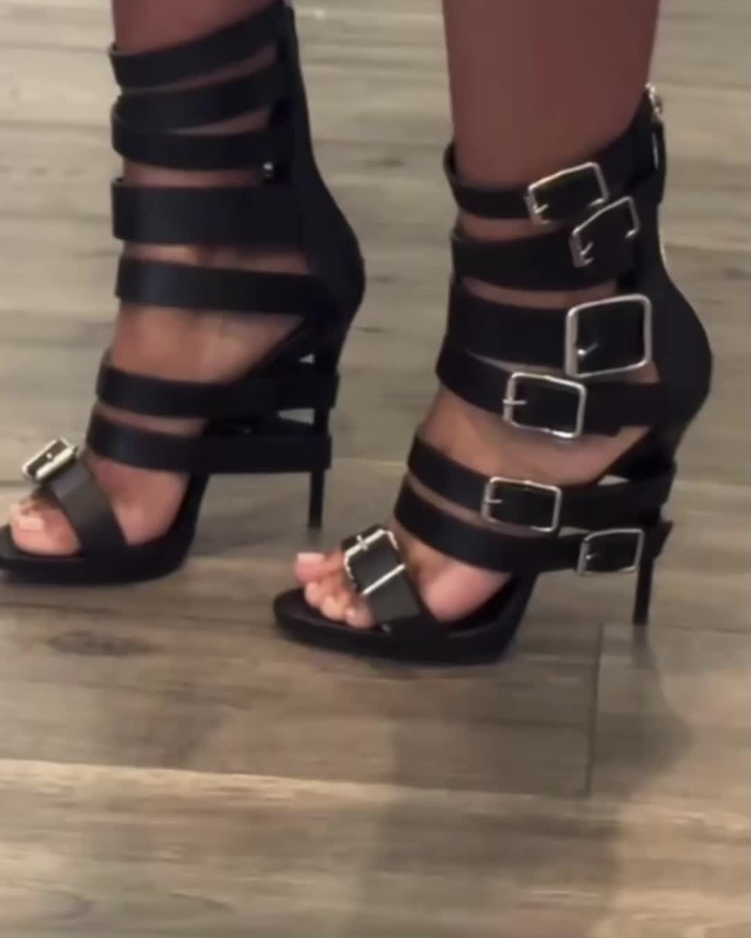 @🐝´