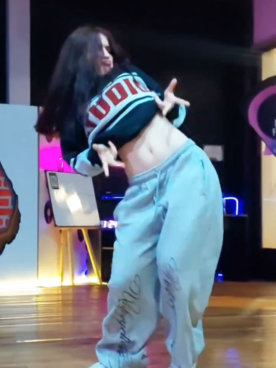 @๐ญ๐๐๐๐๐๐๐๐ ๐ฆ๐ท
