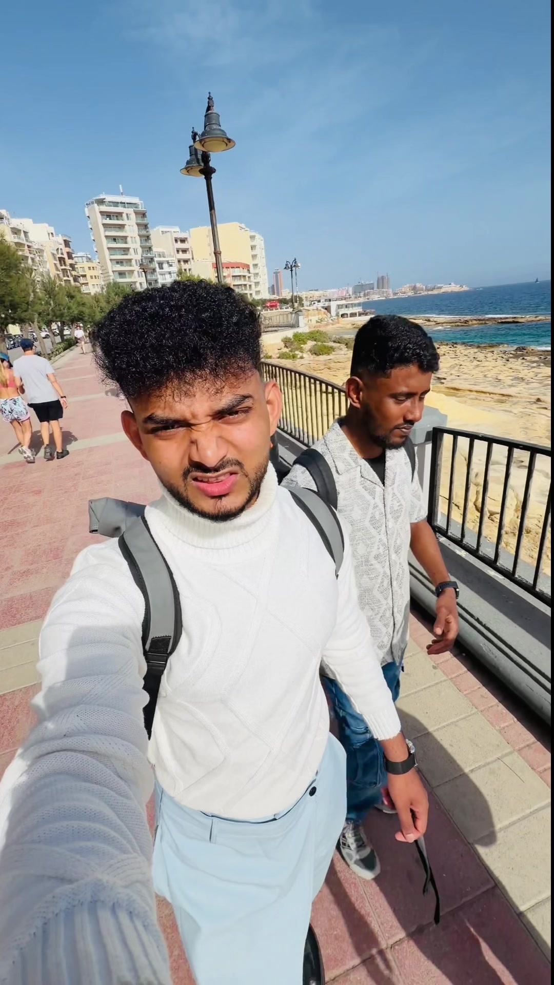 @Arian from চাঁপাই 🇮🇹😉