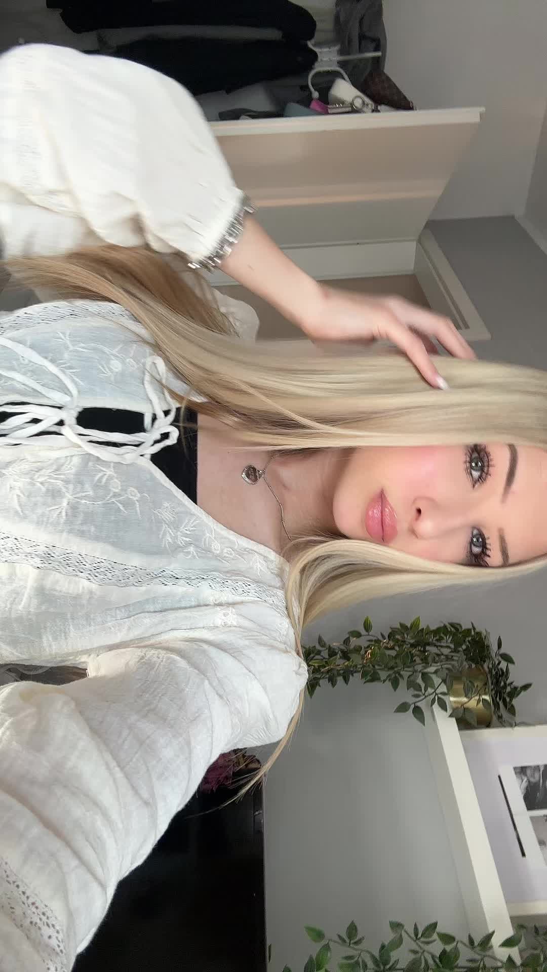 @julia