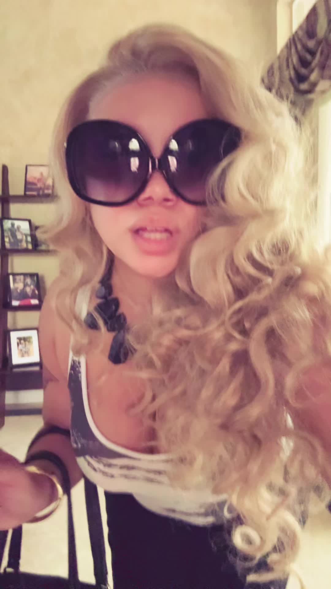 @joiaraquell