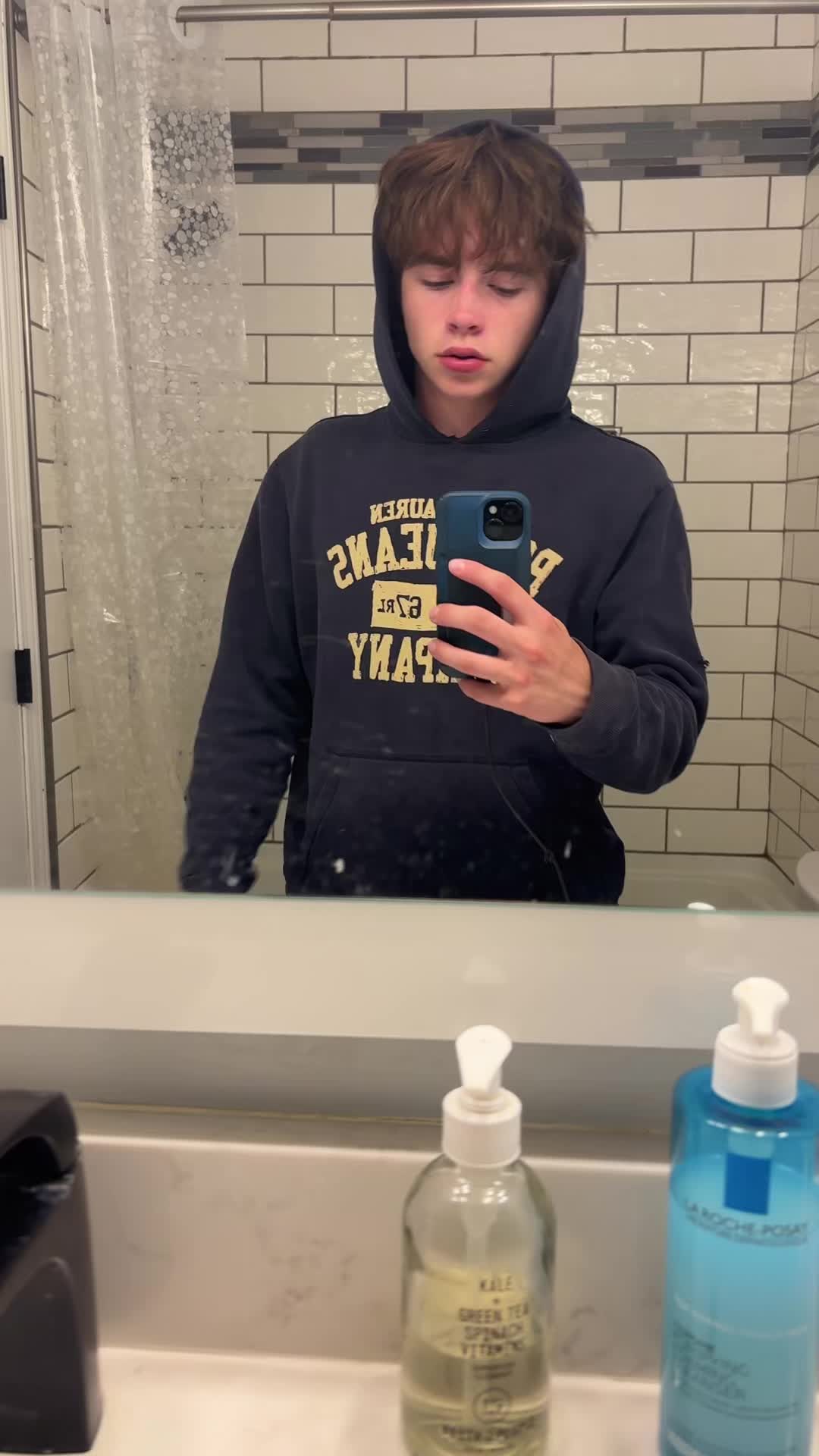 @️