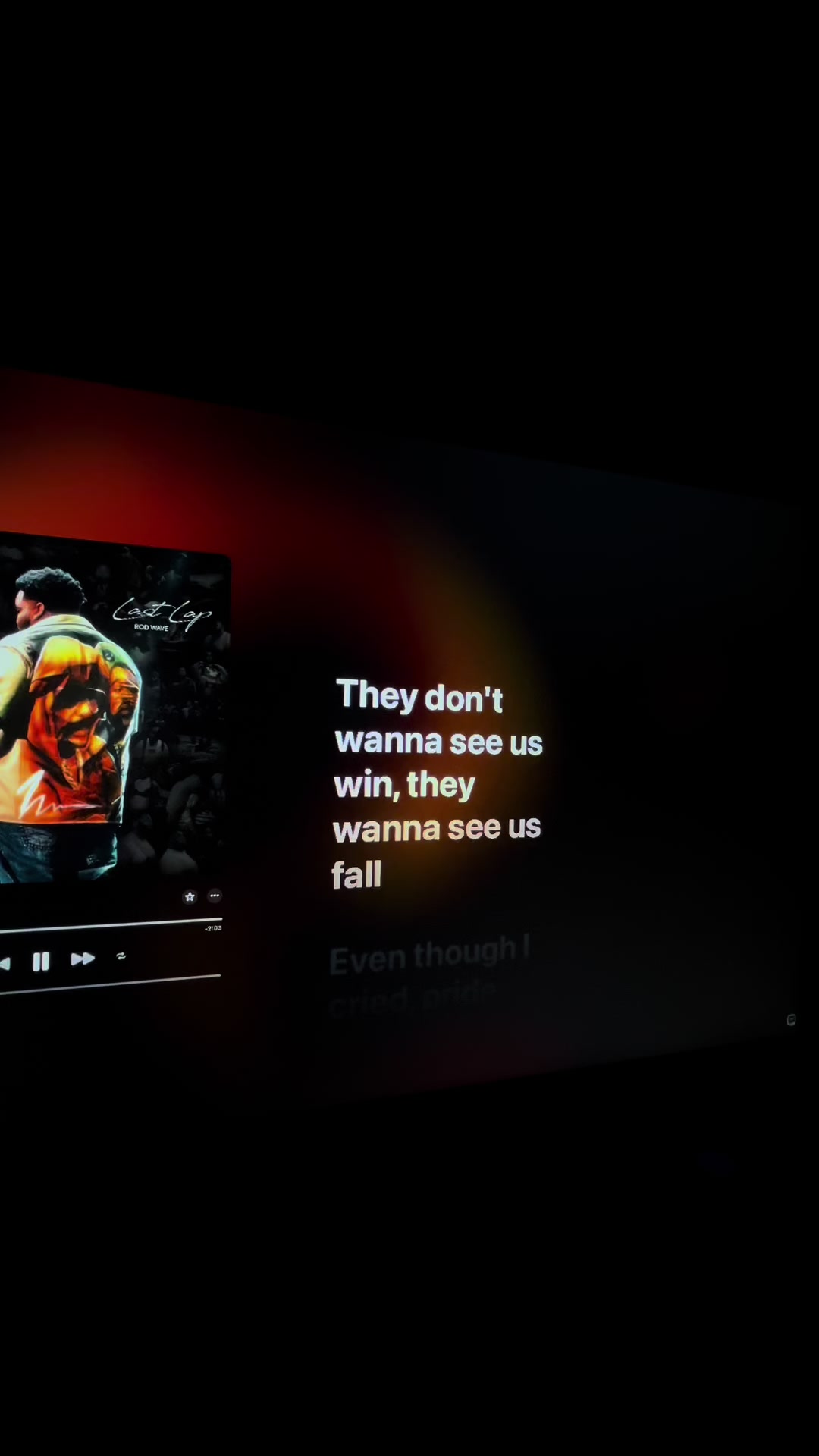 @🎧