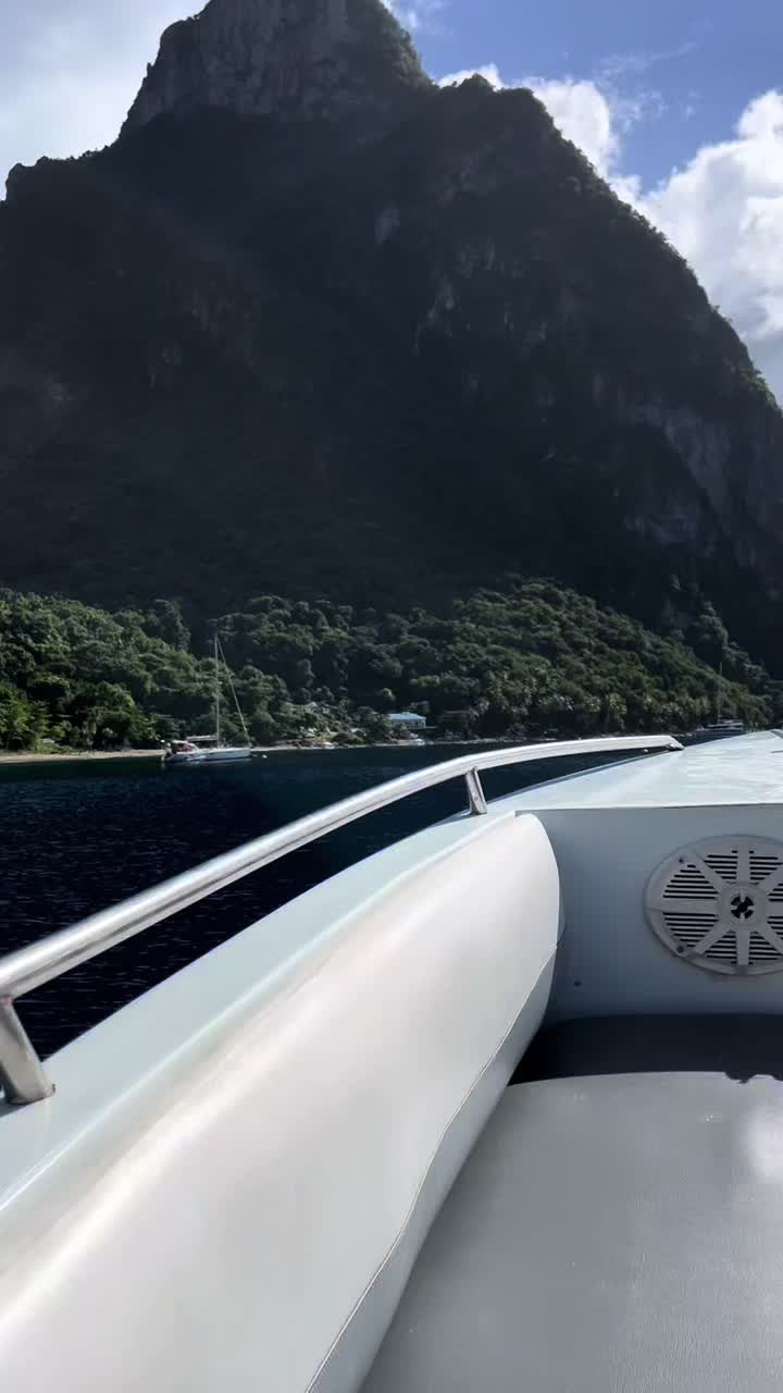 @FeelGood Boat Tours