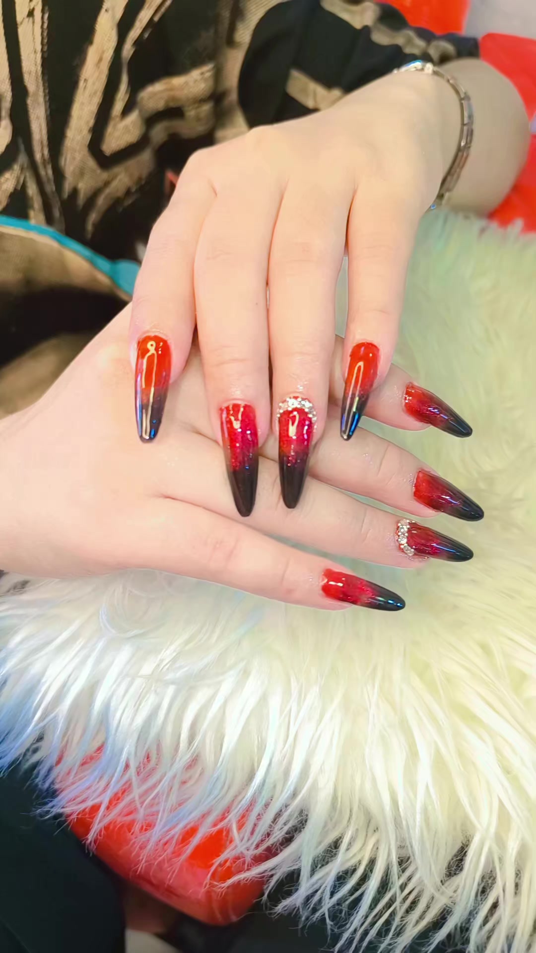 @mie mie nails(နန်းရွှေဝါ)
