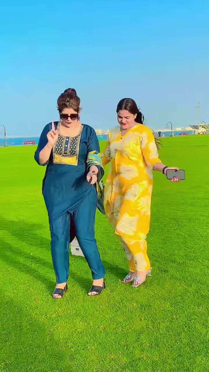@Paru Bhatt