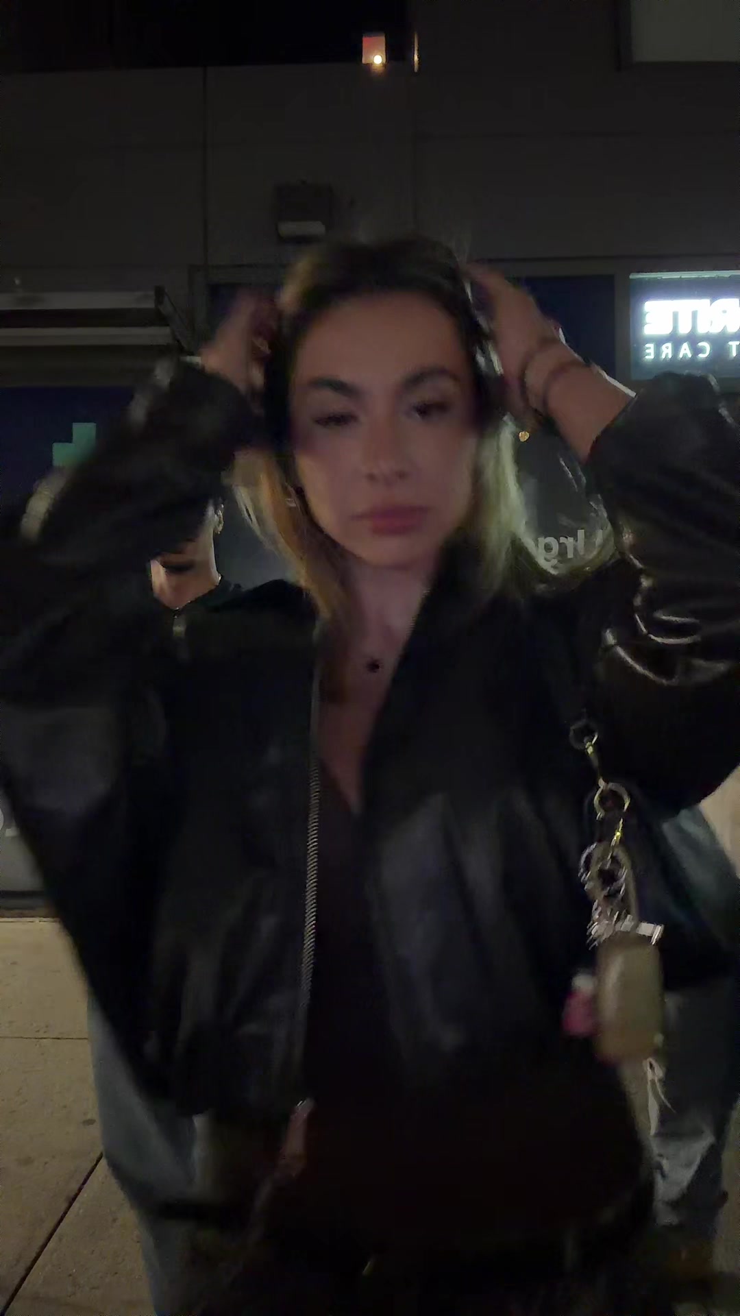 @Julia🖤