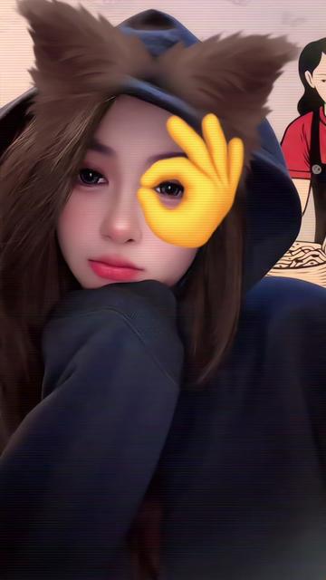 @AYU06
