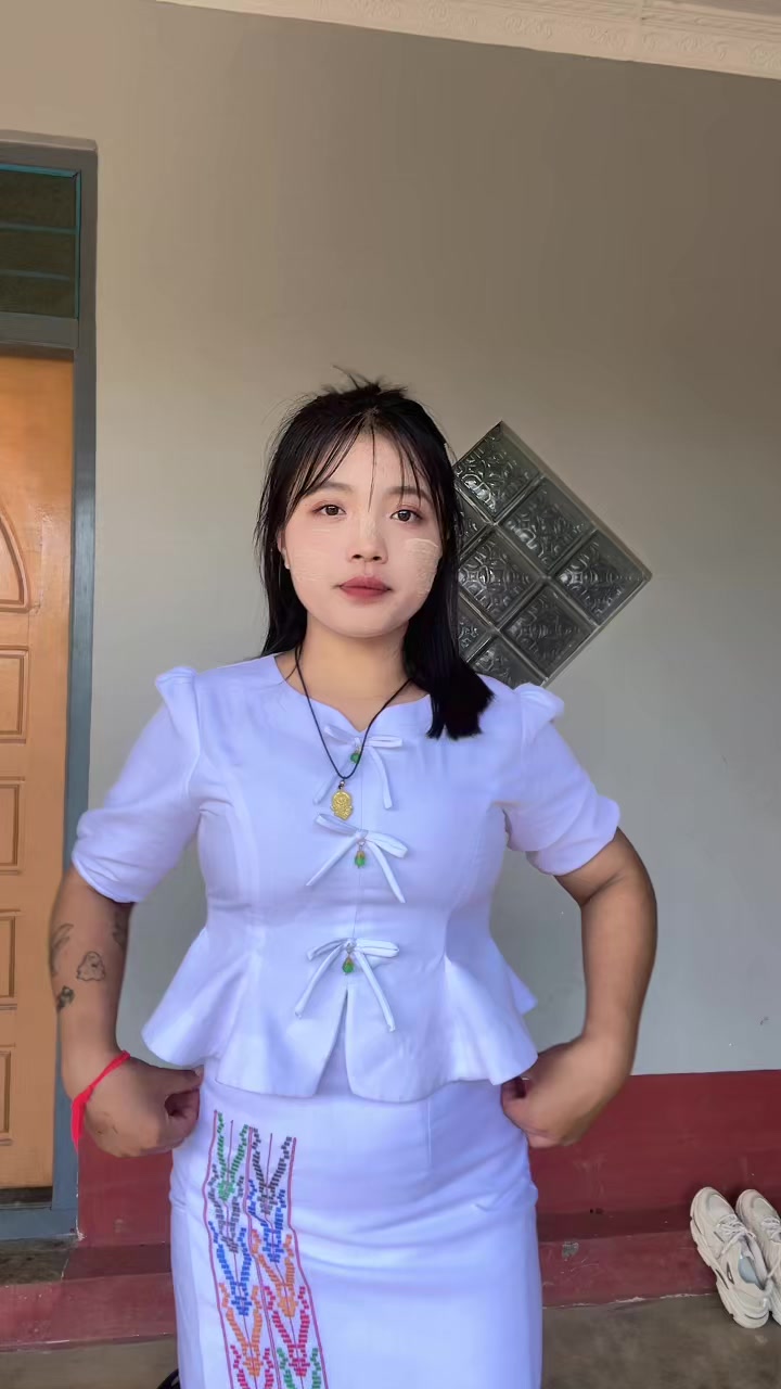 @ð¢Khaing linn kyið§žð€
