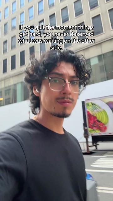 @(╯&bull;ᗣ&bull;╰)