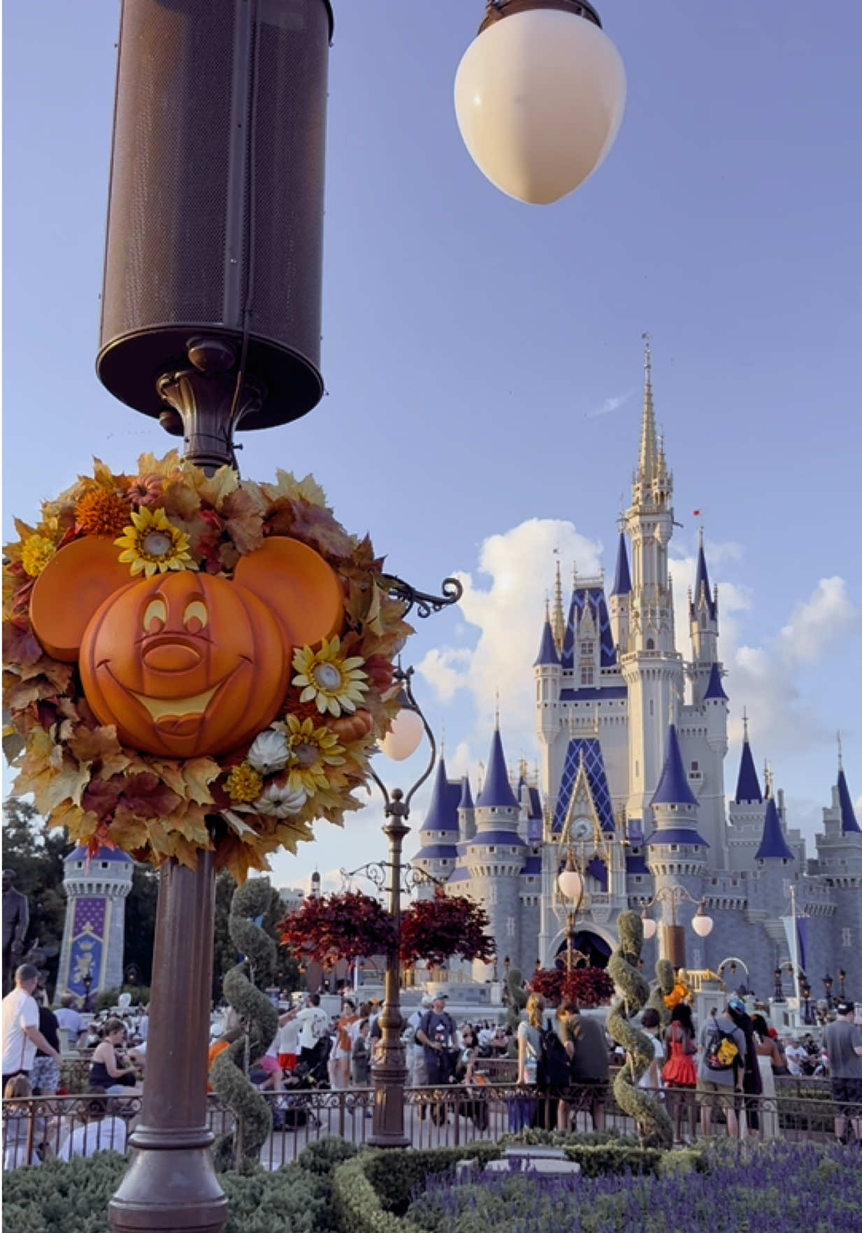 @Marrrsss🎃