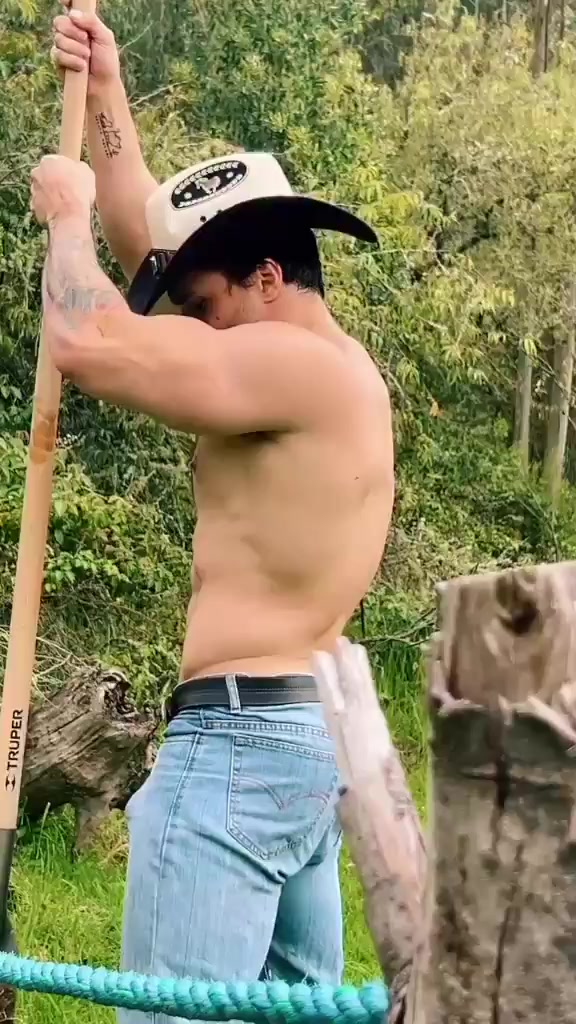 @Hombresx.x.x