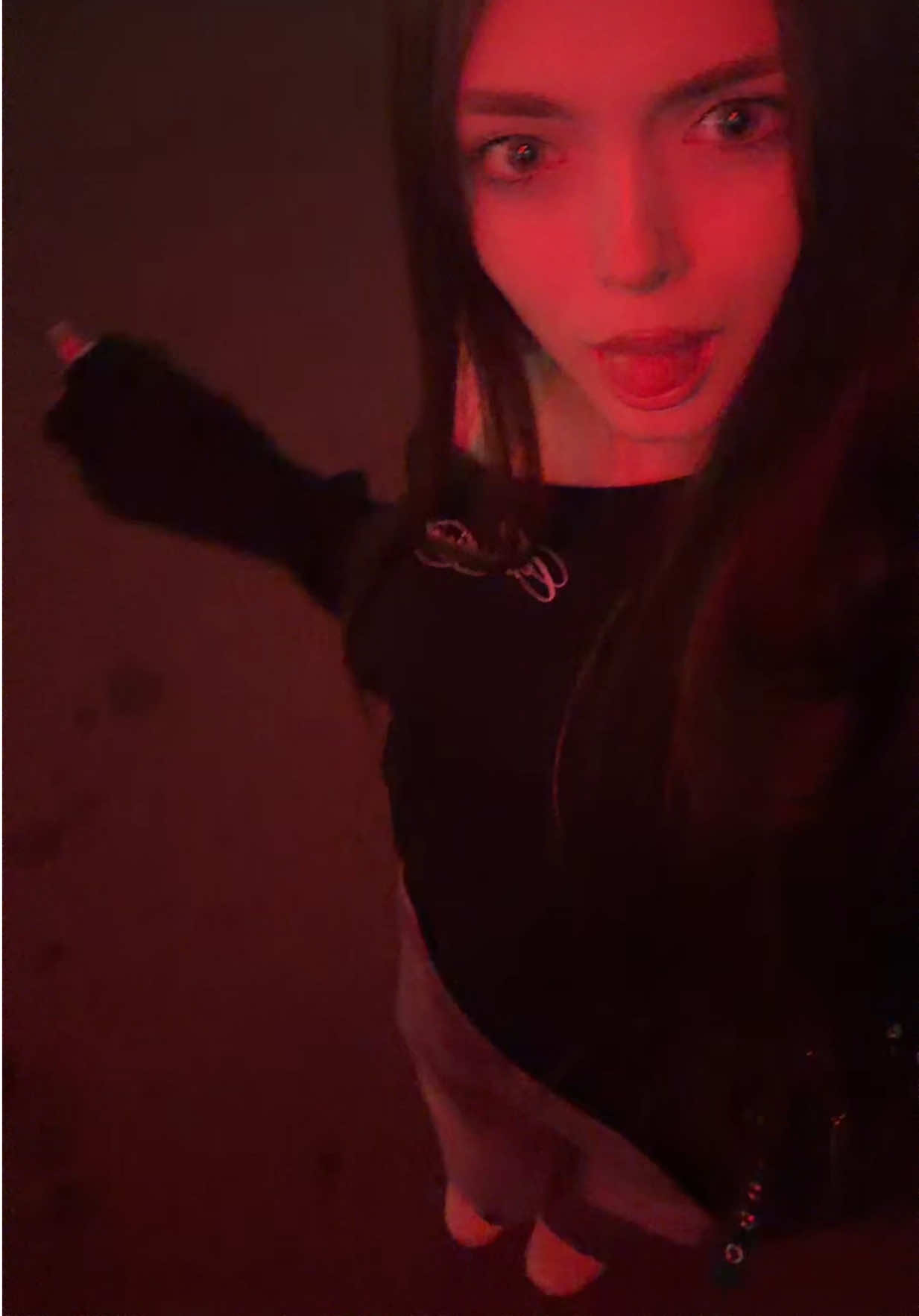 @нелинова¿