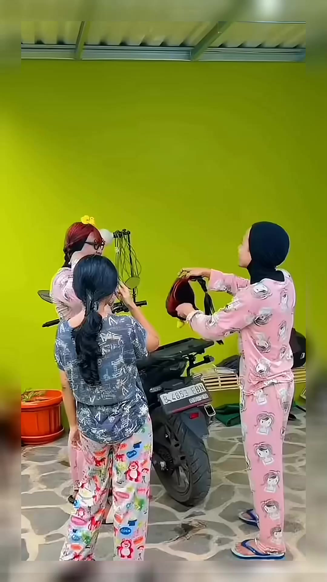 @user3658736651867