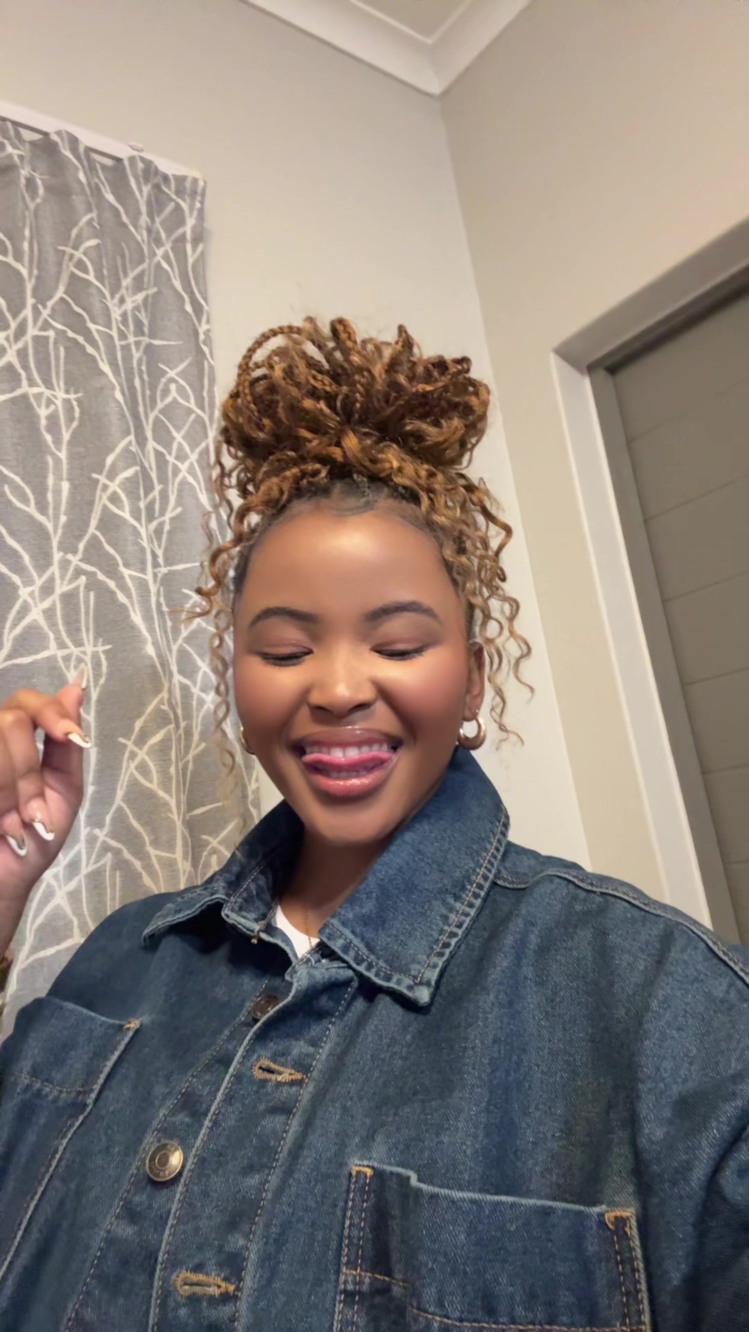 @Lwazie Keith Tsebesha🌸