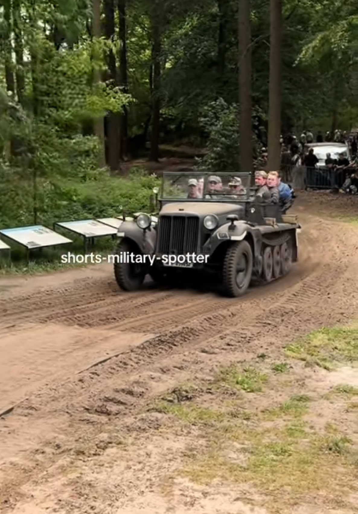 @shorts-military-spotter