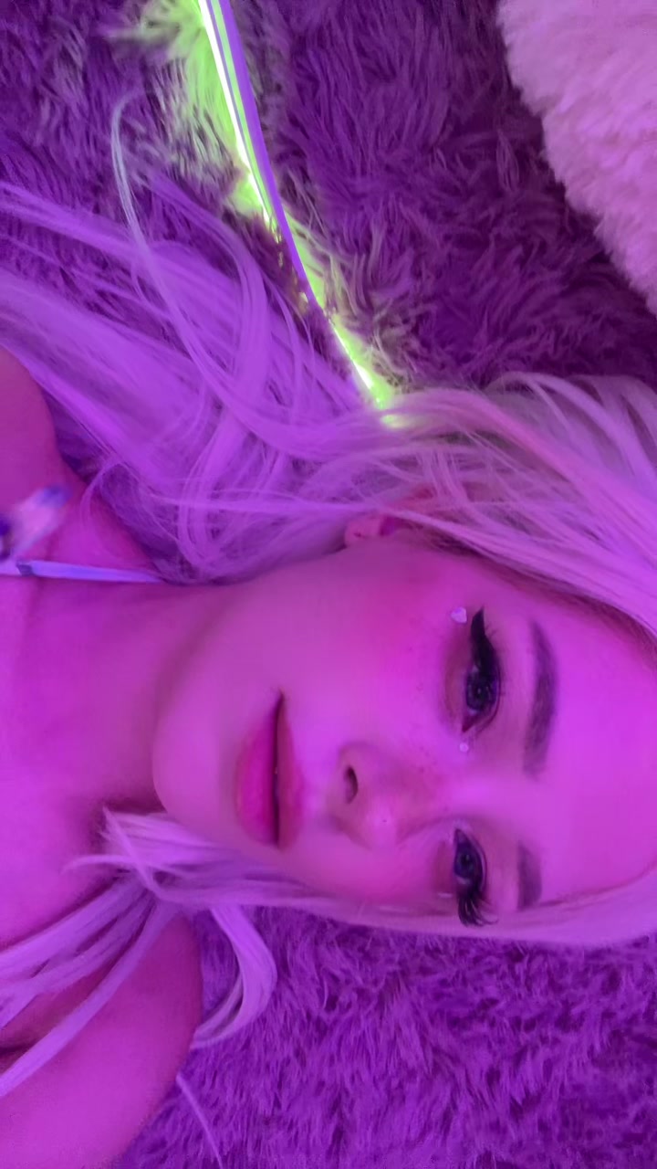 @dollblush