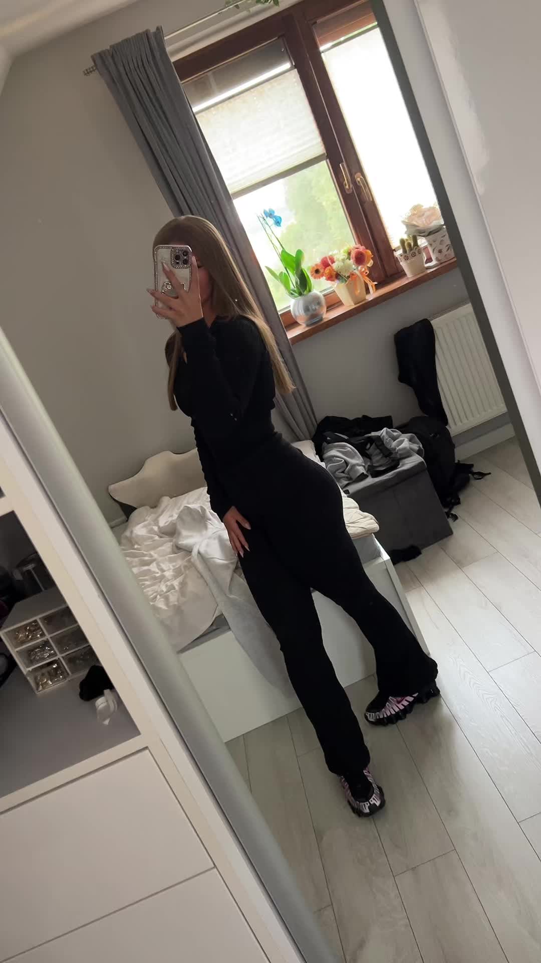@aniabrunek
