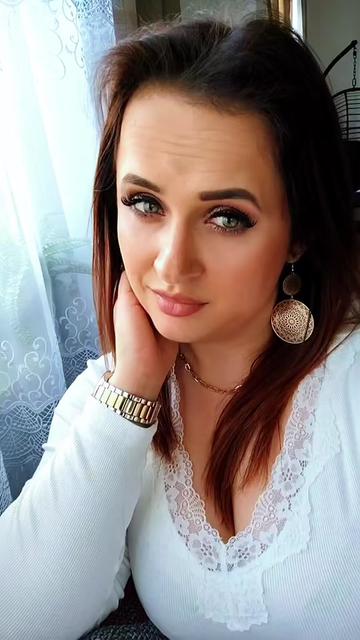 @🇩🇪 _Monica_ 🇵🇱