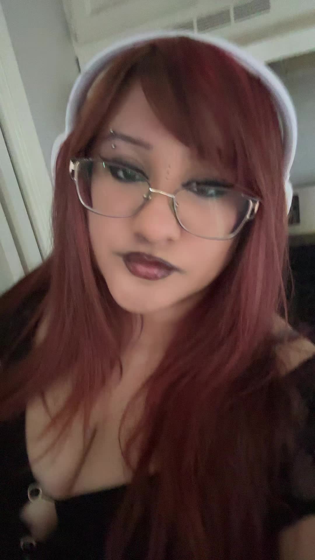 @️