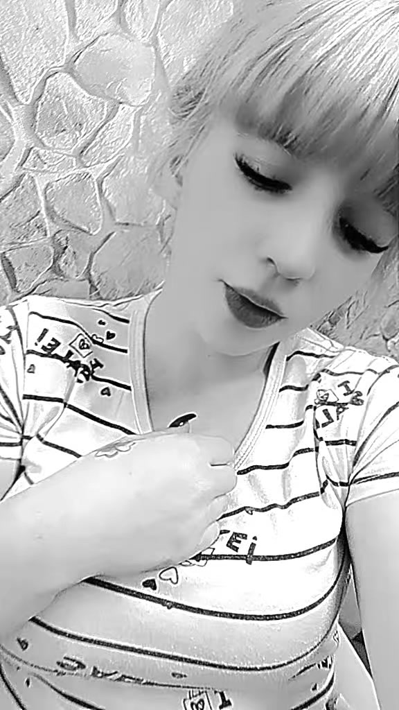 @Катюшка 🦋