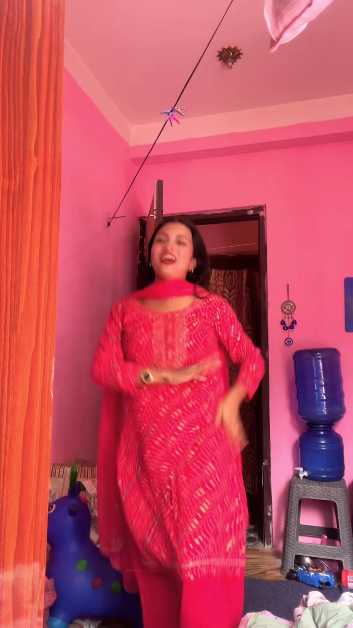 @Ayushu🤪