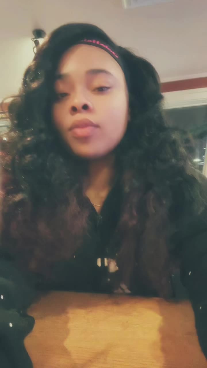 @Yaniecee 💕