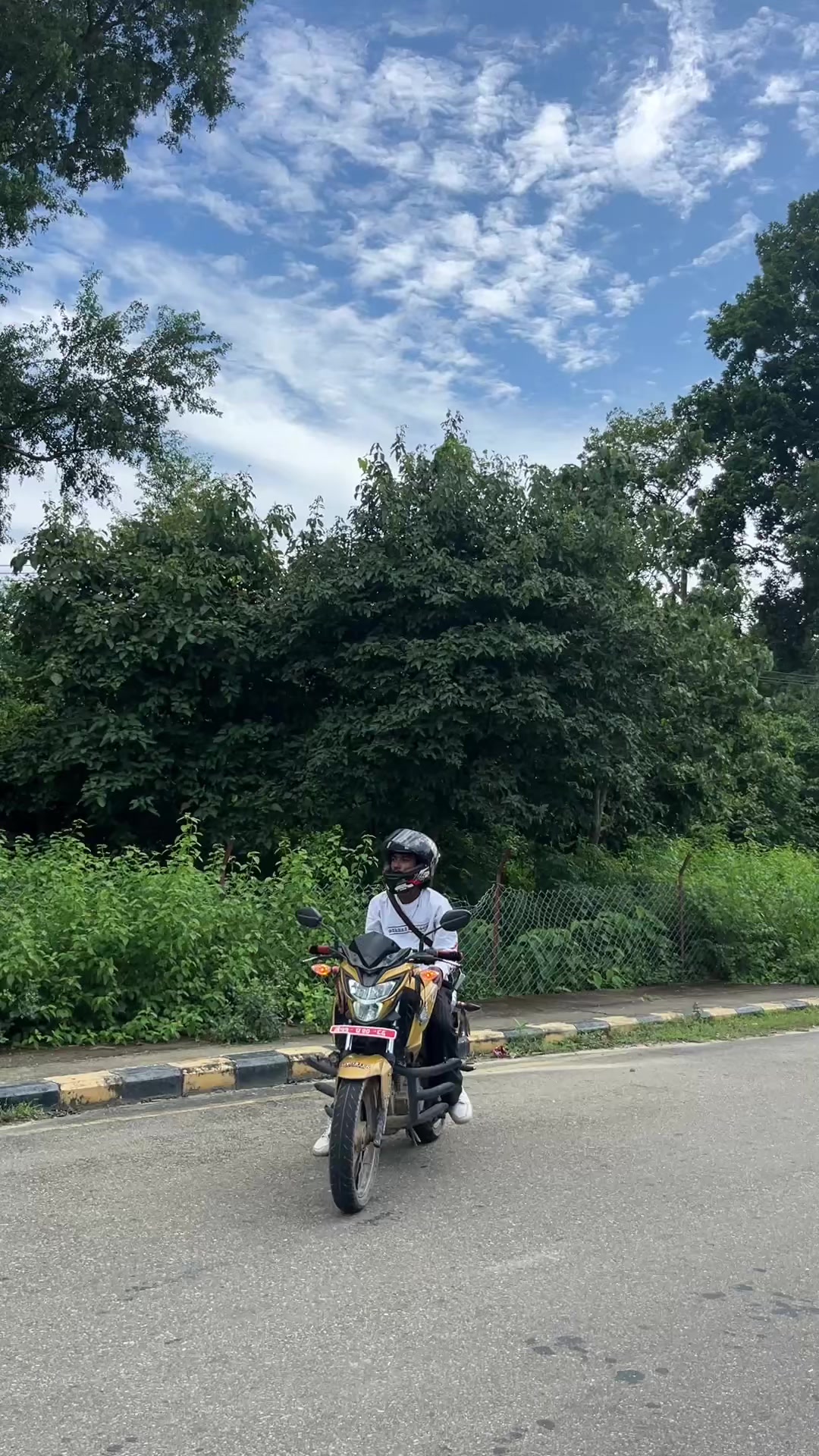 @स_mir 🦅 