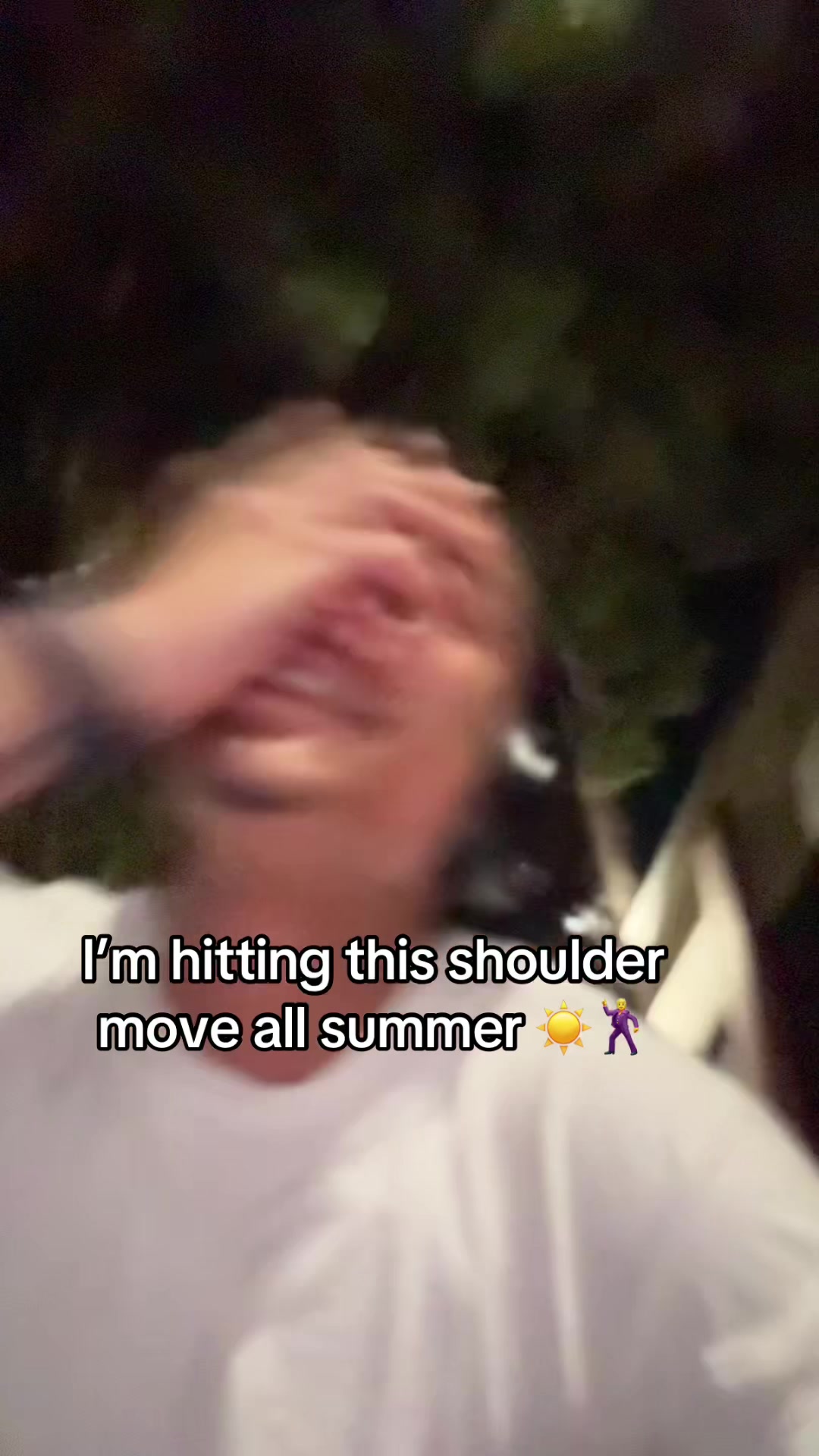 @astackzzz_
