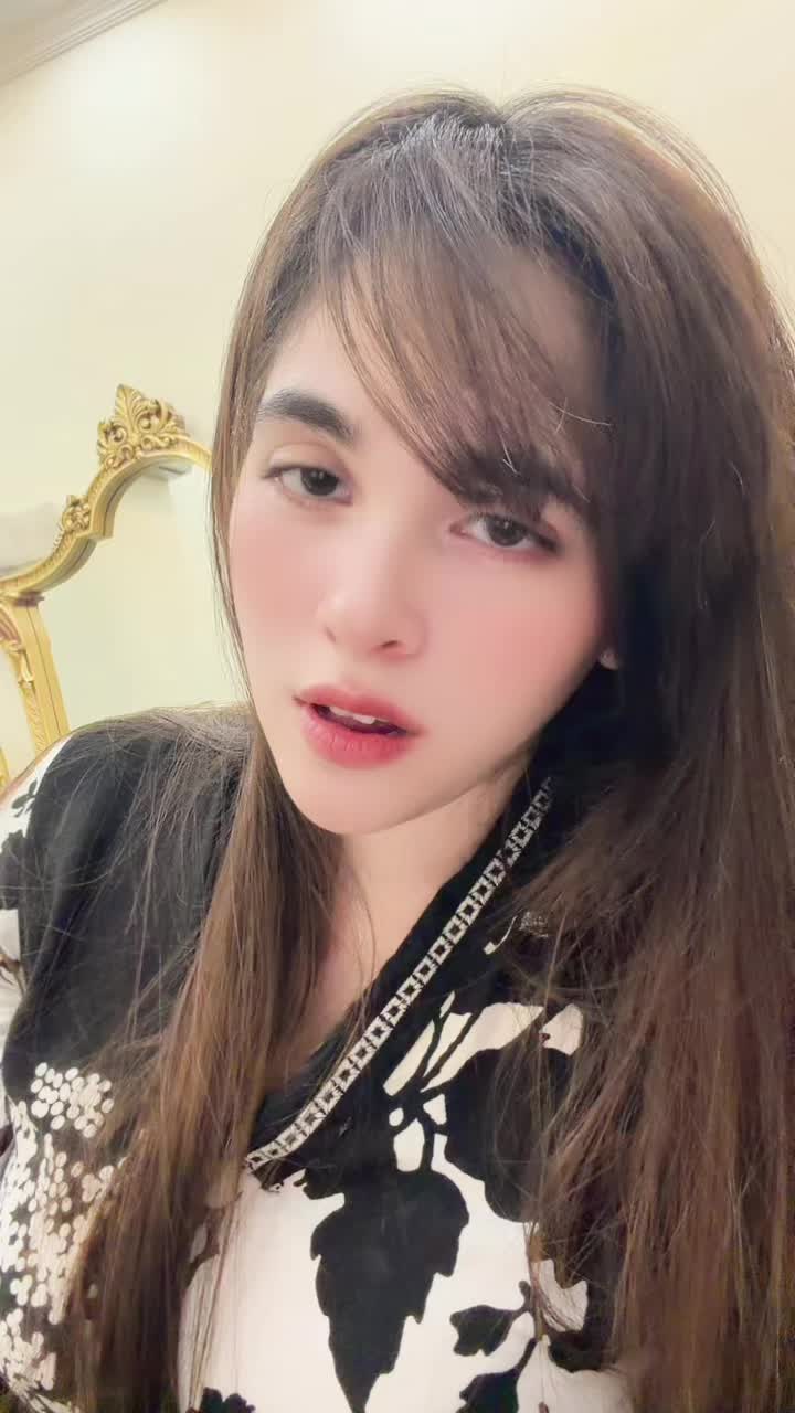 @Hooria Khan 🕊